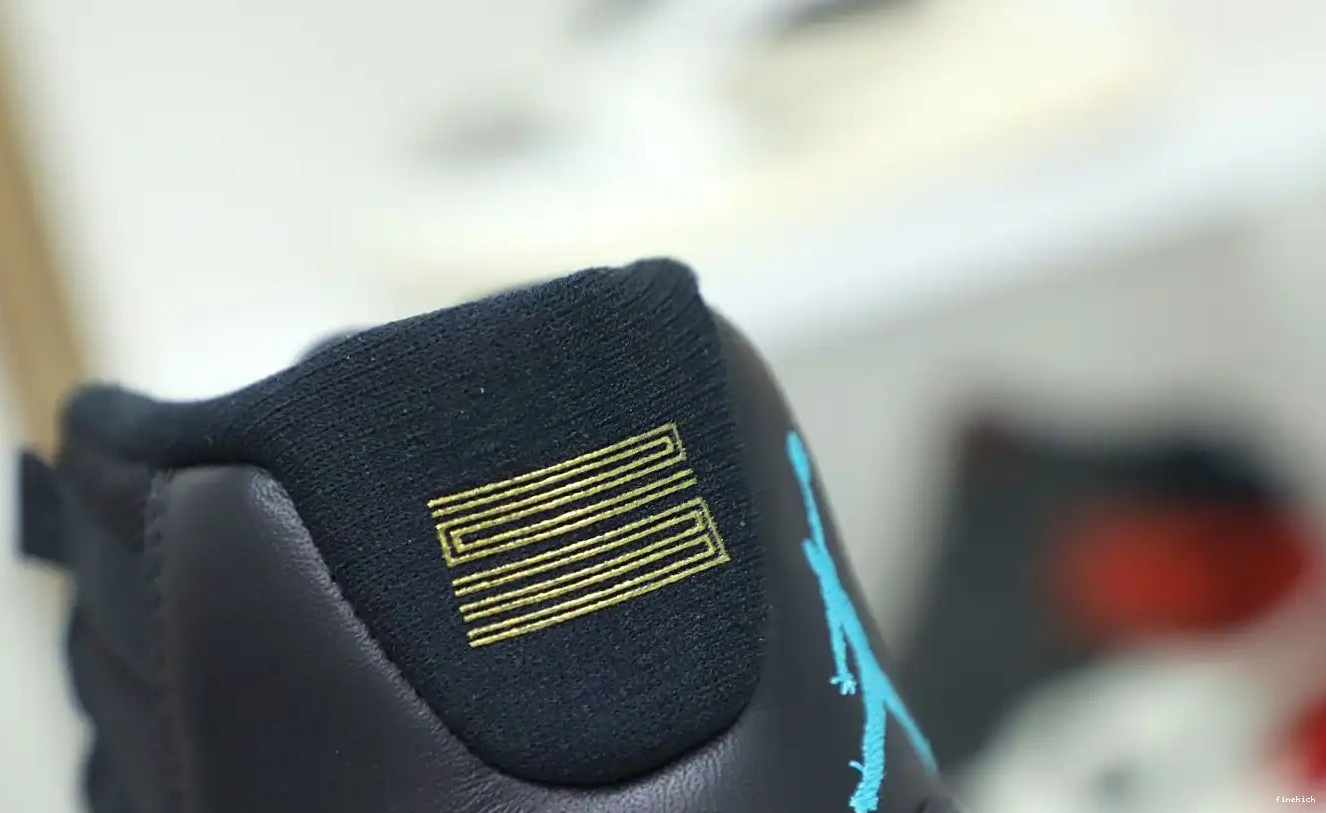 BLUE JORDAN AIR RETRO 11 GAMMA 0628